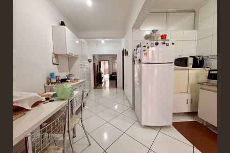 Casa à venda com 2 quartos, 120m² em Cambuci, São Paulo