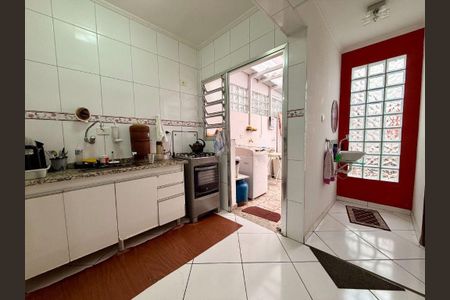 Casa à venda com 2 quartos, 120m² em Cambuci, São Paulo
