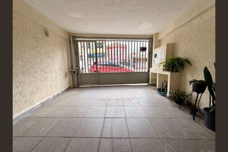 Casa à venda com 120m², 2 quartos e 1 vaga