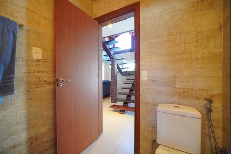 Casa para alugar com 300m², 3 quartos e 4 vagasBanheiro