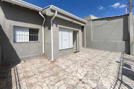 Casa para alugar com 280m², 3 quartos e 2 vagasQuintal - Garagem