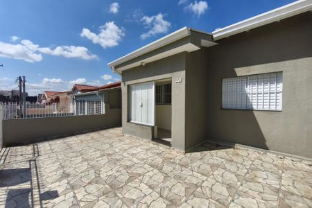 Casa para alugar com 280m², 3 quartos e 2 vagasQuintal - Garagem