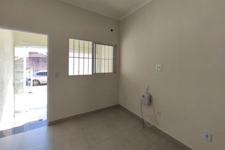 Casa para alugar com 280m², 3 quartos e 2 vagasSala