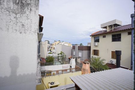Quarto 1 - vista de casa de condomínio à venda com 2 quartos, 75m² em Guarujá, Porto Alegre