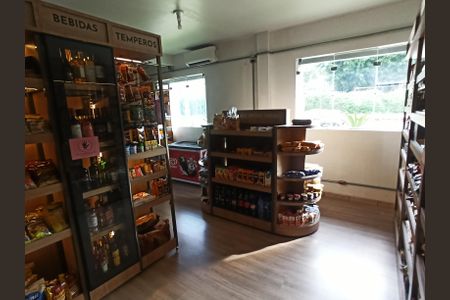 Apartamento à venda com 55m², 2 quartos e 1 vagaMercadinho