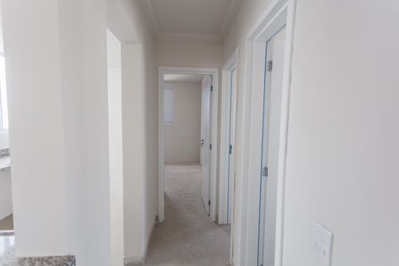 Apartamento à venda com 54m², 2 quartos e 2 vagasCorredor