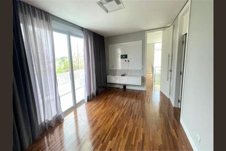 Casa à venda com 4 quartos, 555m² em Residencial Morada dos Lagos, Barueri