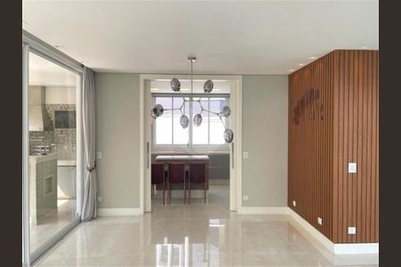 Casa à venda com 4 quartos, 555m² em Residencial Morada dos Lagos, Barueri