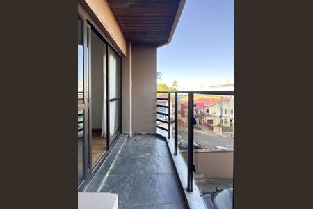 Apartamento à venda com 64m², 2 quartos e 1 vaga Apartamento à venda com 64m², 2 quartos e 1 vagaSacada