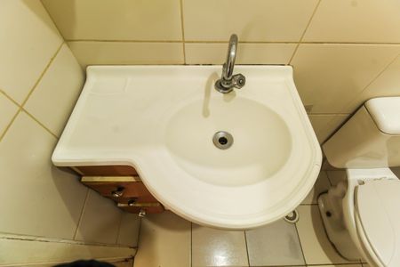 Banheiro de kitnet/studio para alugar com 1 quarto, 30m² em Mooca, São Paulo