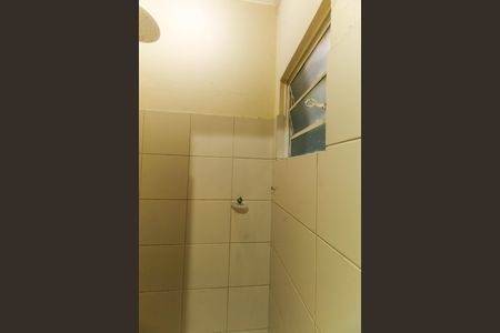 Banheiro de kitnet/studio para alugar com 1 quarto, 30m² em Mooca, São Paulo