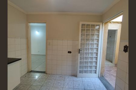Casa para alugar com 120m², 3 quartos e 1 vagaCozinha - Armários