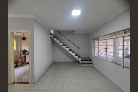 Sala de casa para alugar com 3 quartos, 120m² em Vila das Merces, São Paulo