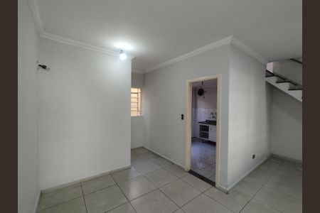 Casa para alugar com 120m², 3 quartos e 1 vagaSala 