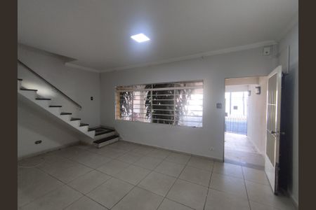 Casa para alugar com 120m², 3 quartos e 1 vagaSala 