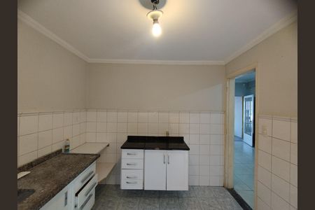 Cozinha - Torneira de casa para alugar com 3 quartos, 120m² em Vila das Merces, São Paulo