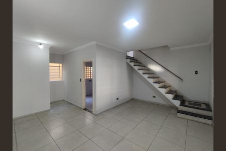 Casa para alugar com 120m², 3 quartos e 1 vagaSala 