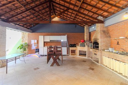 Casa para alugar com 697m², 6 quartos e 7 vagas Casa para alugar com 697m², 6 quartos e 7 vagasSalão de Festas