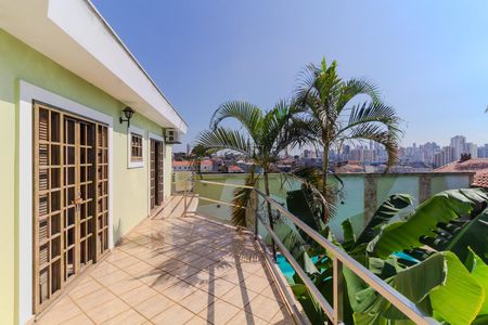 Varanda de casa para alugar com 6 quartos, 697m² em Chácara Mafalda, São Paulo