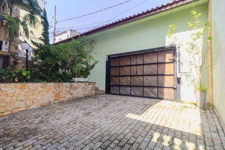 Casa para alugar com 697m², 6 quartos e 7 vagas Casa para alugar com 697m², 6 quartos e 7 vagasGaragem