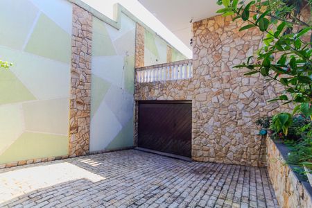 Casa para alugar com 697m², 6 quartos e 7 vagas Casa para alugar com 697m², 6 quartos e 7 vagasGaragem