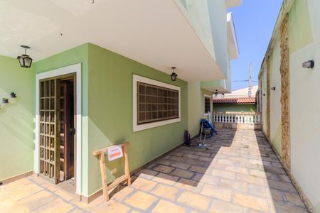 Casa para alugar com 697m², 6 quartos e 7 vagas Casa para alugar com 697m², 6 quartos e 7 vagasÁrea Externa