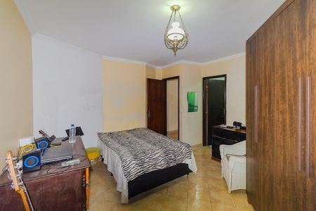Casa para alugar com 697m², 6 quartos e 7 vagas Casa para alugar com 697m², 6 quartos e 7 vagasQuarto 5 - Suíte 2