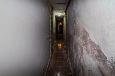 Casa para alugar com 697m², 6 quartos e 7 vagas Casa para alugar com 697m², 6 quartos e 7 vagasCorredor do Estúdio