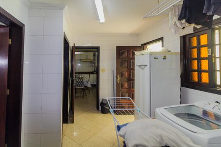 Casa para alugar com 697m², 6 quartos e 7 vagas Casa para alugar com 697m², 6 quartos e 7 vagasÁrea de Serviço