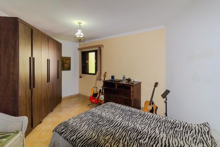 Casa para alugar com 697m², 6 quartos e 7 vagas Casa para alugar com 697m², 6 quartos e 7 vagasQuarto 5 - Suíte 2