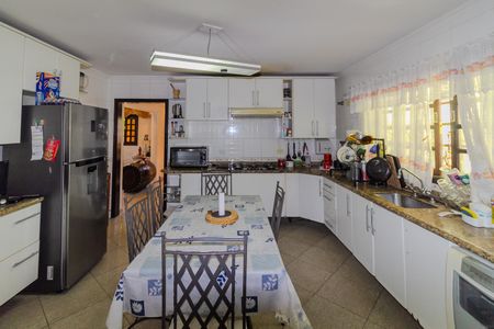 Casa para alugar com 697m², 6 quartos e 7 vagas Casa para alugar com 697m², 6 quartos e 7 vagasCozinha