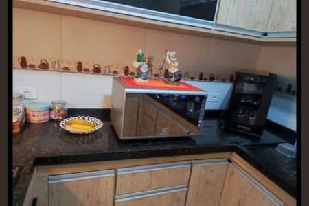 Apartamento à venda com 121m², 2 quartos e 1 vaga Apartamento à venda com 121m², 2 quartos e 1 vagaCozinha