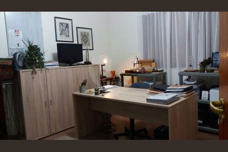 Casa à venda com 150m², 3 quartos e 3 vagas