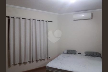 Casa à venda com 3 quartos, 150m² em São Domingos, São Paulo