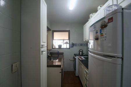 Apartamento para alugar com 74m², 1 quarto e 2 vagas Apartamento para alugar com 74m², 1 quarto e 2 vagasCozinha