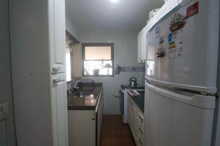 Apartamento para alugar com 74m², 1 quarto e 2 vagas Apartamento para alugar com 74m², 1 quarto e 2 vagasCozinha