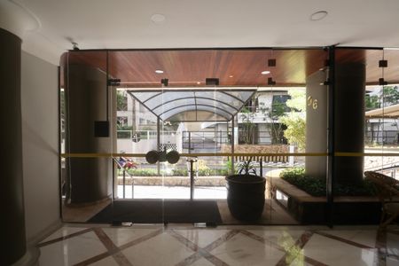 Apartamento para alugar com 74m², 1 quarto e 2 vagas Apartamento para alugar com 74m², 1 quarto e 2 vagasFachada