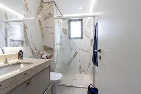 Apartamento à venda com 88m², 2 quartos e 2 vagas Apartamento à venda com 88m², 2 quartos e 2 vagasQuarto 2 - Banheiro da Suite