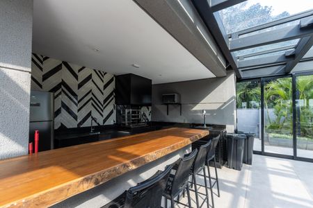 Apartamento à venda com 88m², 2 quartos e 2 vagas Apartamento à venda com 88m², 2 quartos e 2 vagasChurrasqueira