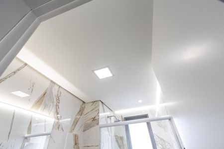 Apartamento à venda com 88m², 2 quartos e 2 vagas Apartamento à venda com 88m², 2 quartos e 2 vagasQuarto 2 - Banheiro da Suite