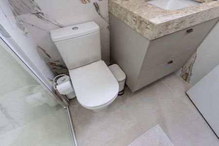 Apartamento à venda com 88m², 2 quartos e 2 vagas Apartamento à venda com 88m², 2 quartos e 2 vagasQuarto 1 - Banheiro da Suite