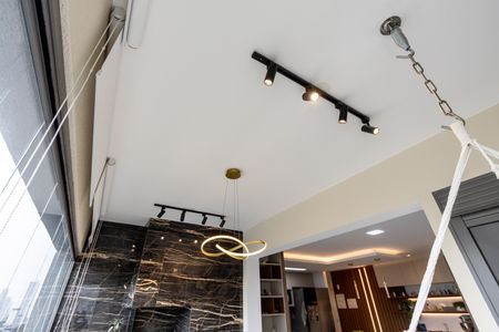 Apartamento à venda com 88m², 2 quartos e 2 vagas Apartamento à venda com 88m², 2 quartos e 2 vagasVaranda