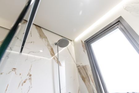 Apartamento à venda com 88m², 2 quartos e 2 vagas Apartamento à venda com 88m², 2 quartos e 2 vagasQuarto 2 - Banheiro da Suite