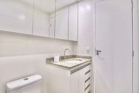 Apartamento para alugar com 38m², 2 quartos e sem vaga Apartamento para alugar com 38m², 2 quartos e sem vagaBanheiro
