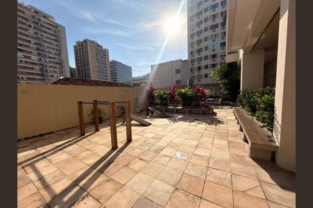 Apartamento à venda com 59m², 1 quarto e 1 vaga
