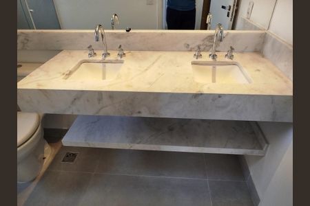 Apartamento à venda com 137m², 3 quartos e 2 vagas
