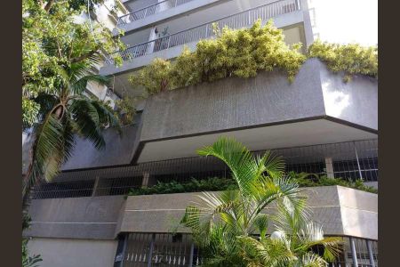 Apartamento à venda com 77m², 2 quartos e 1 vaga