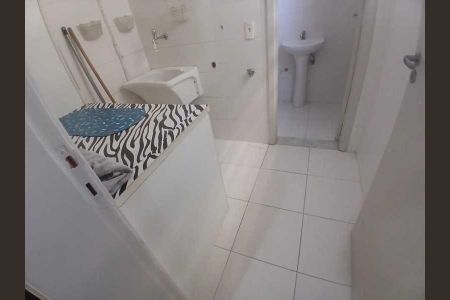 Apartamento à venda com 77m², 2 quartos e 1 vaga