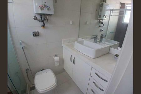 Apartamento à venda com 77m², 2 quartos e 1 vaga