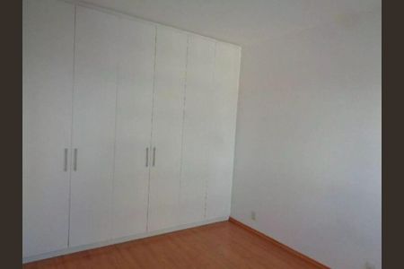 Apartamento à venda com 42m², 1 quarto e 1 vaga